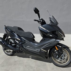 Kymco Xciting 400i VS