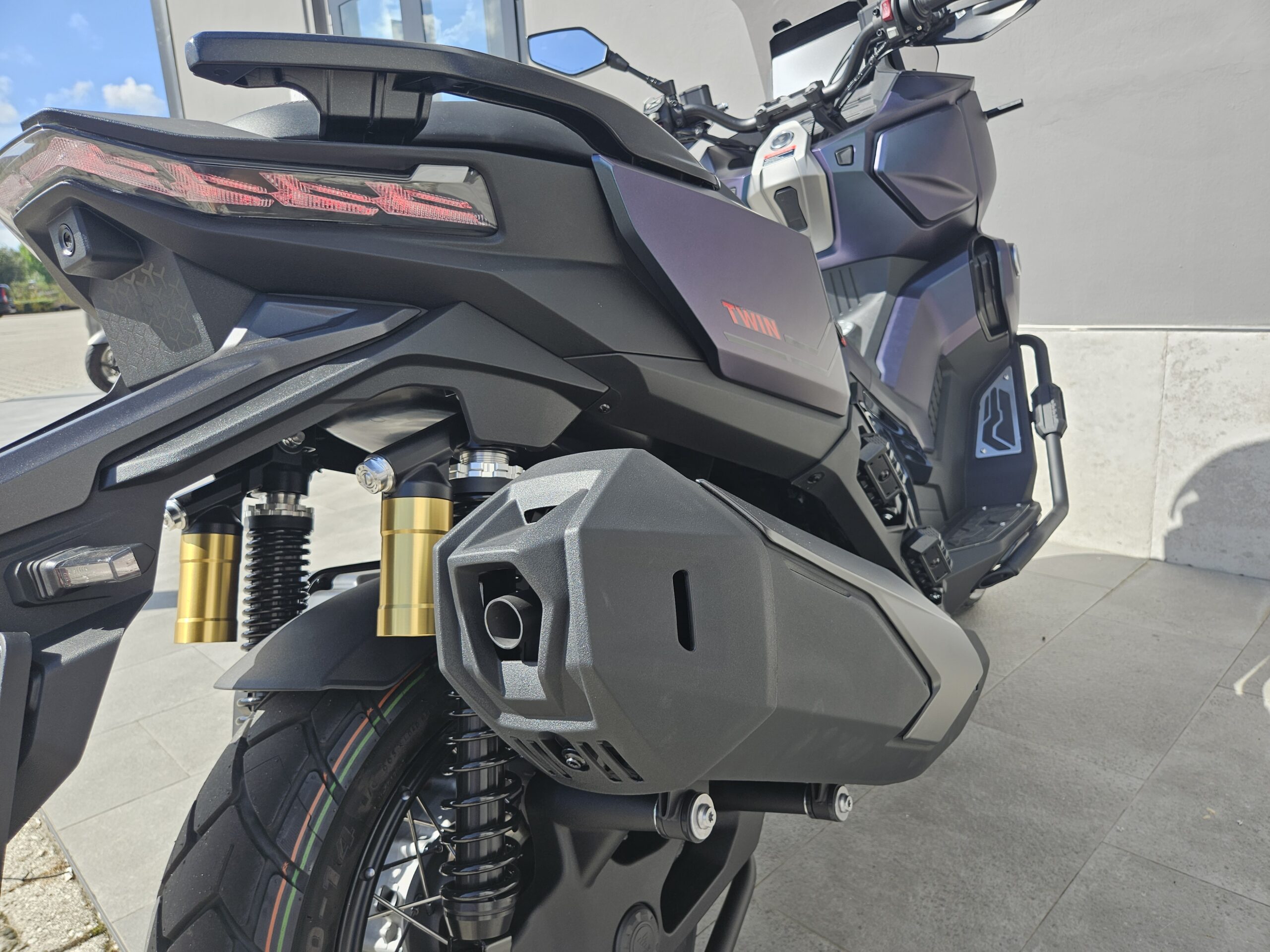 Voge SR 450 X - immagine 9
